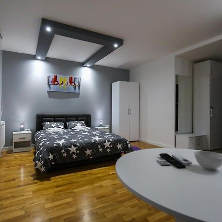 Manirosi 3 Apartman Subotica Exteriér fotografie