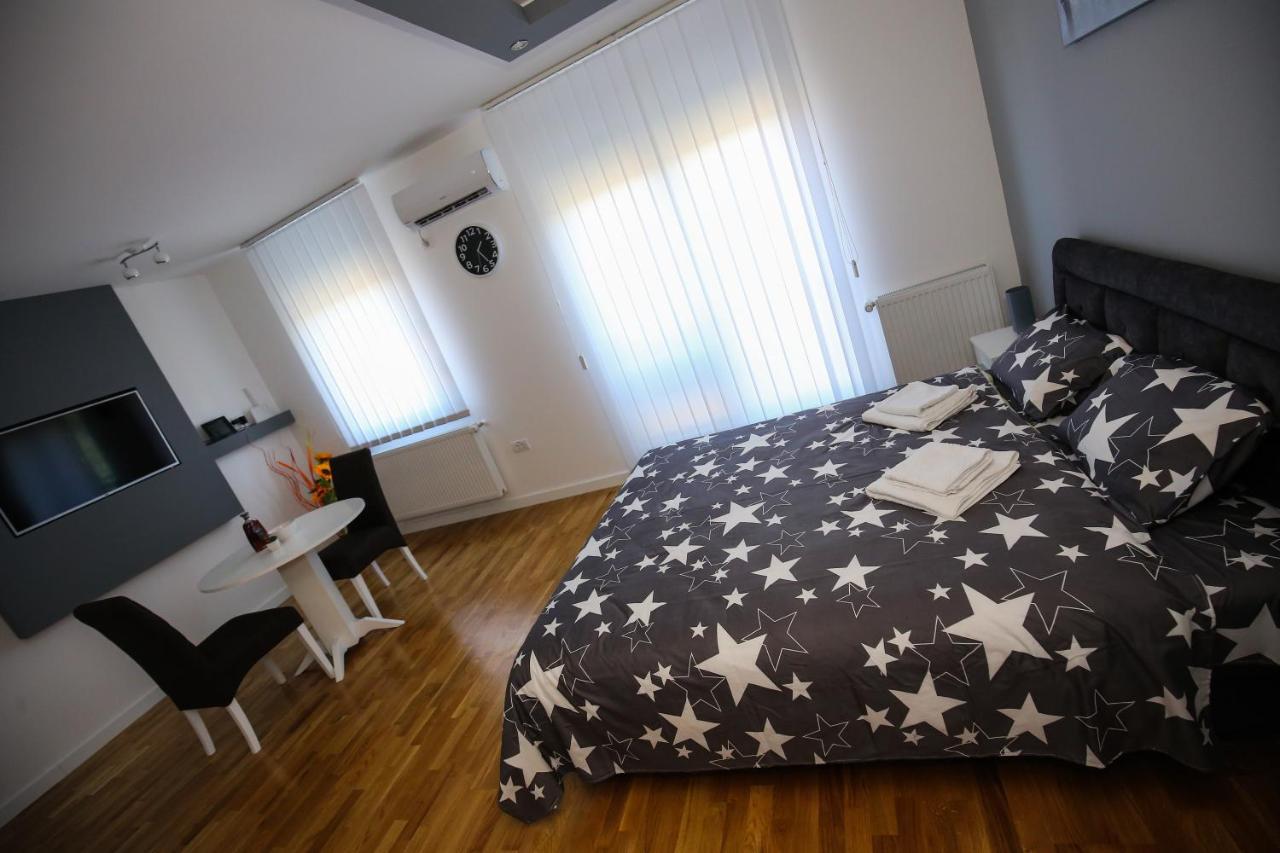 Manirosi 3 Apartman Subotica Exteriér fotografie